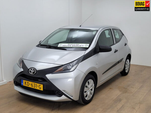 Toyota Aygo grijs 2016