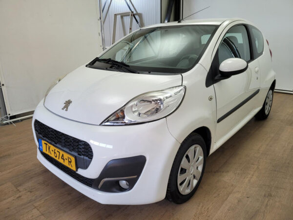 Peugeot 107 occasion Wit bij ALJ Auto in Zeeland 3