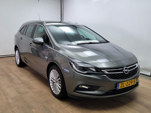 Opel Astra occasion Grijs bij ALJ Auto in Zeeland 4