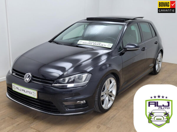 Volkswagen Golf occasion Zwart bij ALJ Auto in Zeeland 1