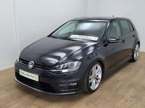 Volkswagen Golf occasion Zwart bij ALJ Auto in Zeeland 5