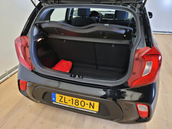 Kia Picanto occasion Zwart bij ALJ Auto in Zeeland 4