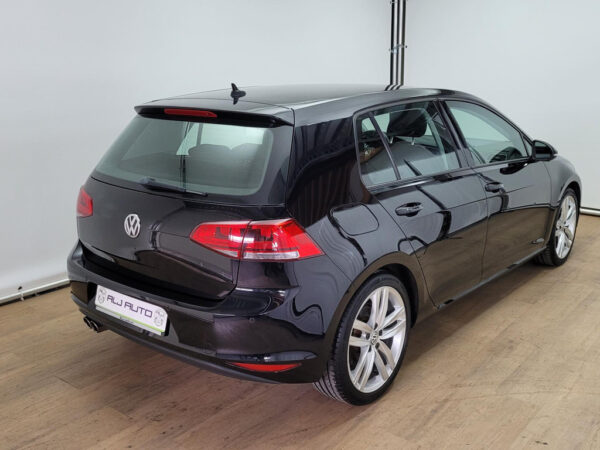 Volkswagen Golf occasion Zwart bij ALJ Auto in Zeeland 4