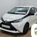 Toyota Aygo occasion Wit bij ALJ Auto in Zeeland 4