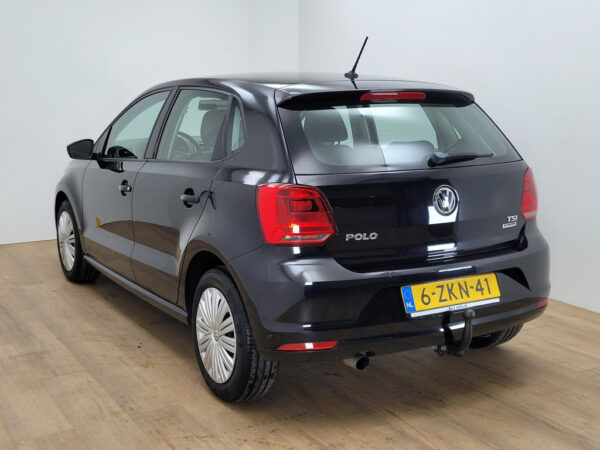 Volkswagen Polo occasion Zwart bij ALJ Auto in Zeeland 4