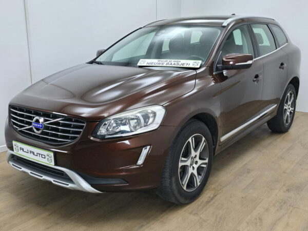 Volvo XC60 occasion Bruin bij ALJ Auto in Zeeland 3