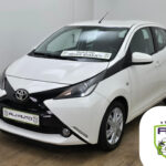 Toyota Aygo occasion Wit bij ALJ Auto in Zeeland 1