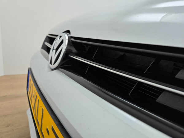 Volkswagen Polo occasion Grijs bij ALJ Auto in Zeeland 31