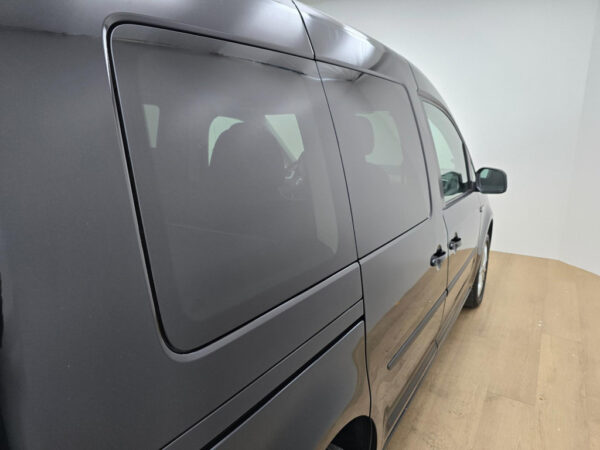 Volkswagen Caddy occasion Zwart bij ALJ Auto in Zeeland 22