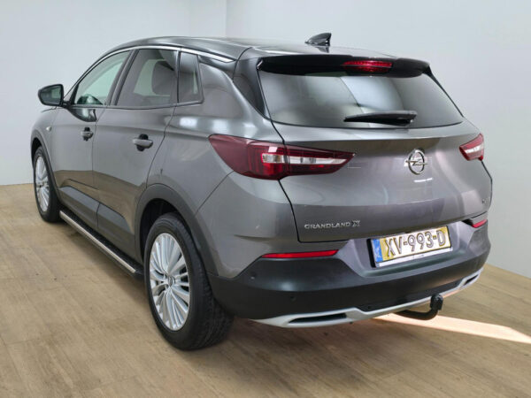 Opel Grandland X occasion Grijs bij ALJ Auto in Zeeland 5