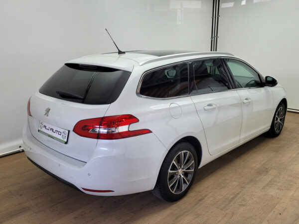 Peugeot 308 occasion Wit bij ALJ Auto in Zeeland 7