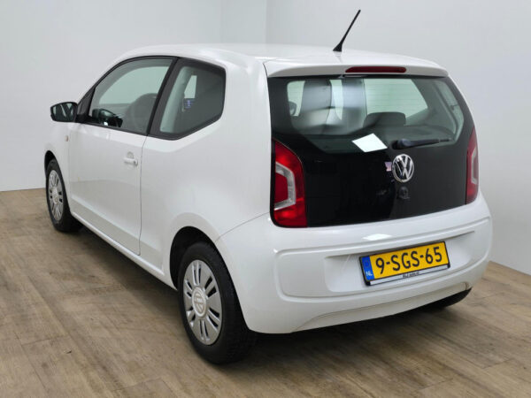 Volkswagen up! occasion Wit bij ALJ Auto in Zeeland 4