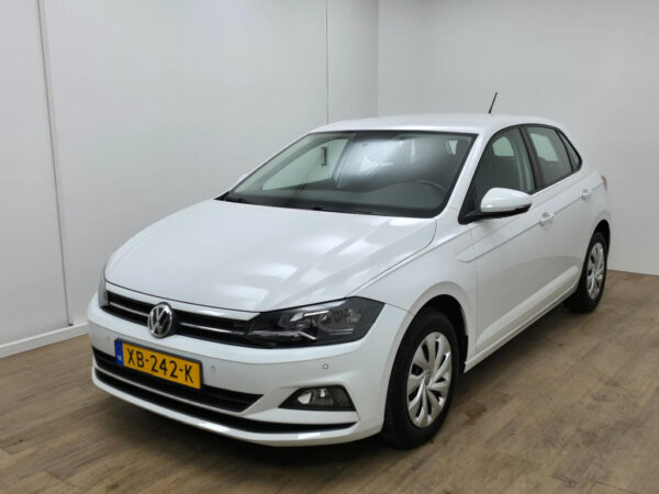 Volkswagen Polo occasion Wit bij ALJ Auto in Zeeland 3