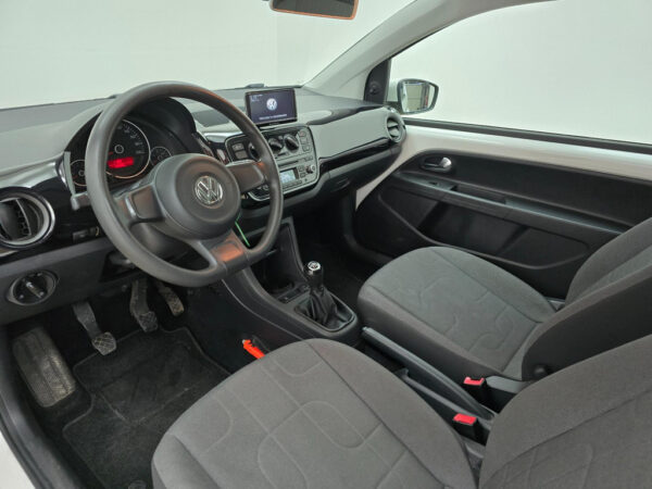 Volkswagen up! occasion Wit bij ALJ Auto in Zeeland 12