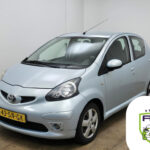 Toyota Aygo occasion Blauw bij ALJ Auto in Zeeland 1