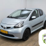 Toyota Aygo occasion Blauw bij ALJ Auto in Zeeland 1