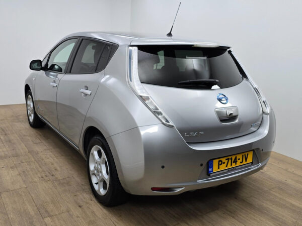 Nissan Leaf occasion Grijs bij ALJ Auto in Zeeland 4