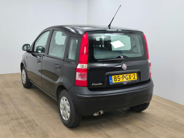 Fiat Panda occasion Zwart bij ALJ Auto in Zeeland 2