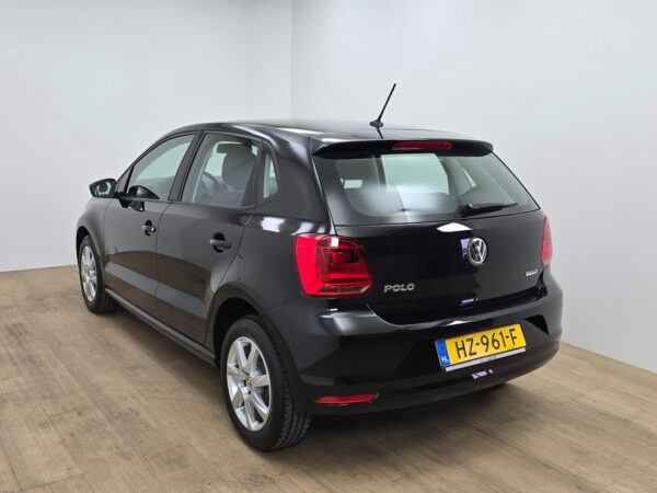 Volkswagen Polo occasion Zwart bij ALJ Auto in Zeeland 4