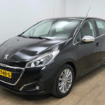 Peugeot 208 occasion Zwart bij ALJ Auto in Zeeland 3