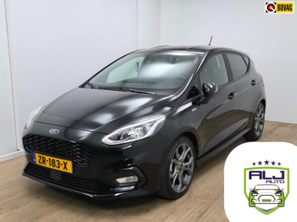 Ford Fiesta occasion Zwart bij ALJ Auto in Zeeland 1